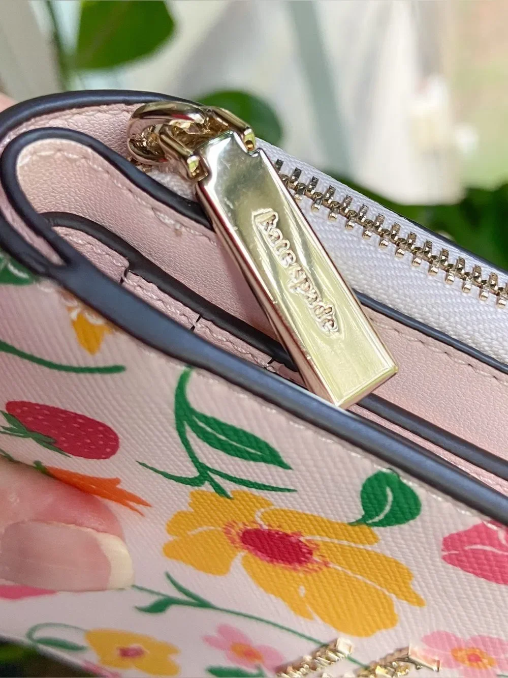 Kate Spade Madison Strawberry Garden Compact Bifold Wallet Whimsical Floral NWOT